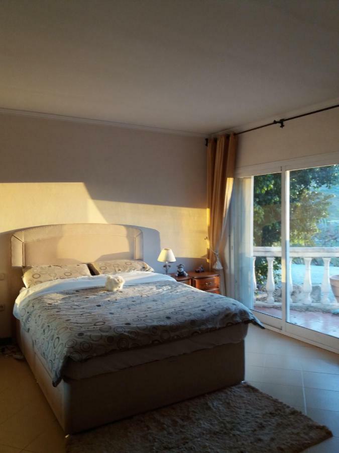 Villa De La Rosa Málaga Eksteriør bilde